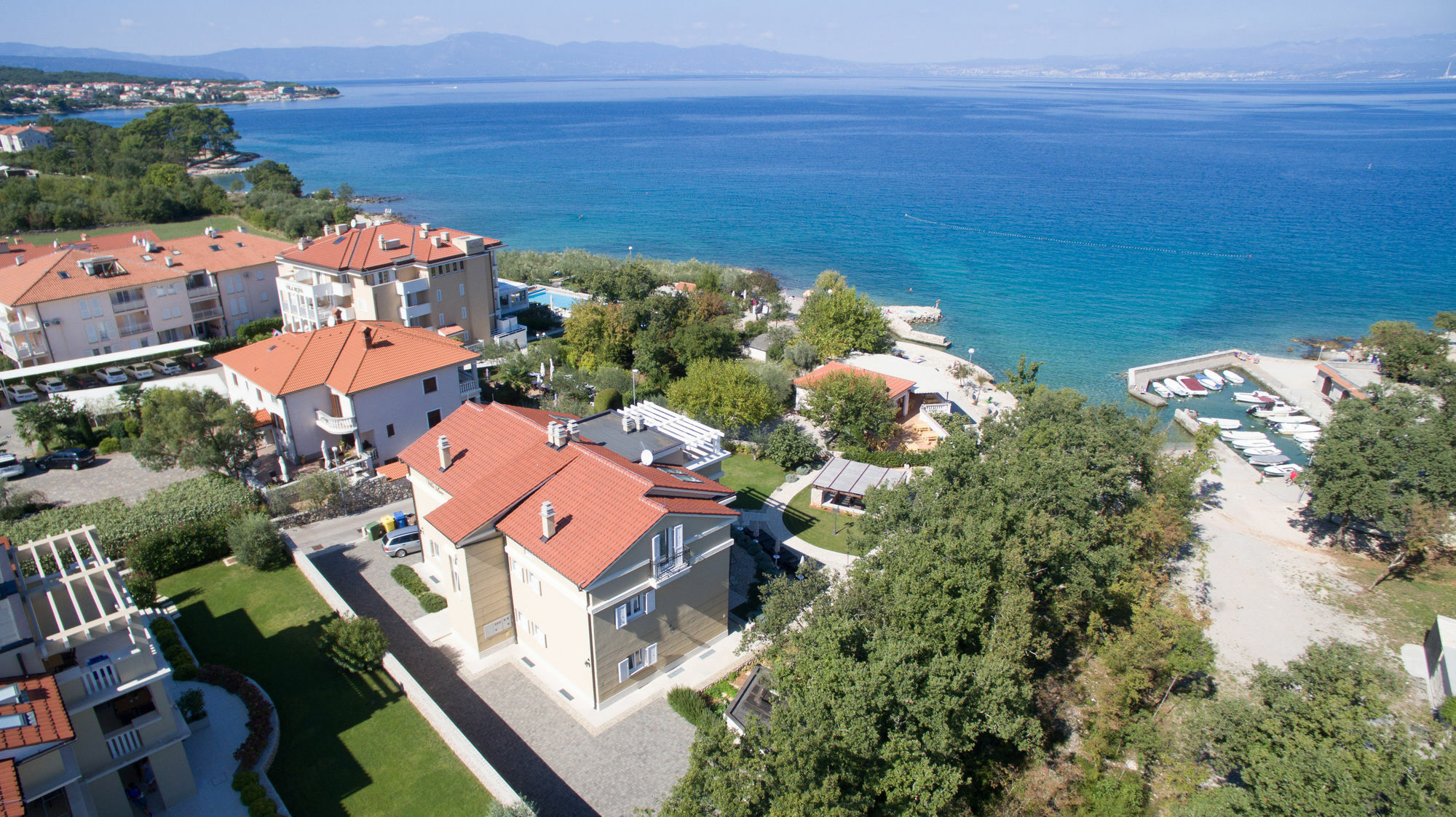Luxury Apartments Villa Luce Malinska Eksteriør bilde