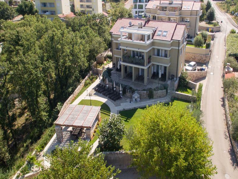 Luxury Apartments Villa Luce Malinska Eksteriør bilde